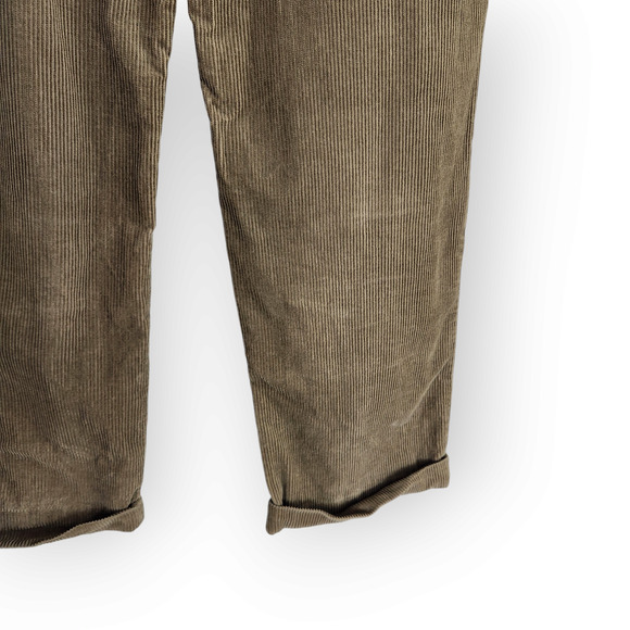 Vintage Izod Brown Corduroy Pleated Straight Leg Trousers Pants 36 - Picture 7 of 9